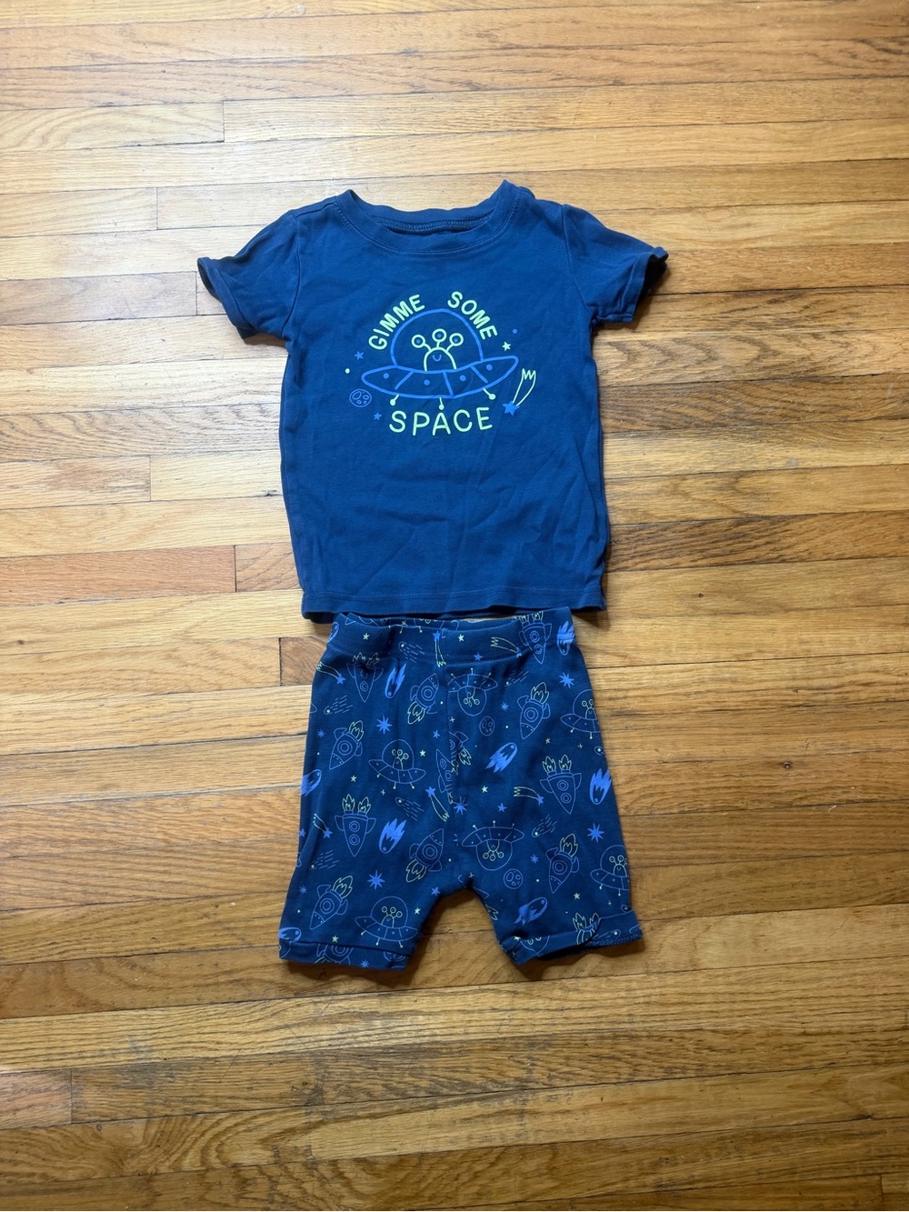 Old Navy 4T Gimme Some Space' Pajama Set